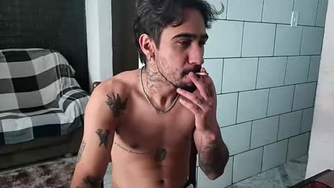 AmigodotadoZL online show from November 21, 2025, 1:43 pm