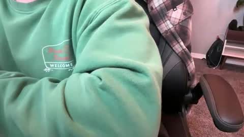 Snapshot of dman3330 chatting on January 12, 2026, 9:42 pm dman3330 online show from January 12, 2026, 9:42 pm