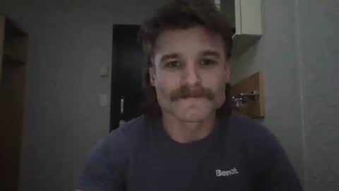 Snapshot of dngl264699 chatting on February 22, 2025, 4:09 pm ImperviousAnchored online show from February 22, 2025, 4:09 pm