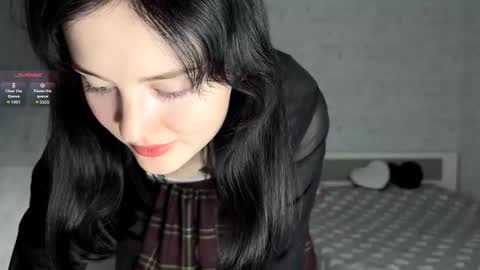 Annie PVT IS OPEN online show from November 22, 2025, 9:14 pm