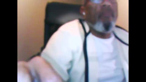 dofrank969 online show from March 2, 2025, 3:34 am