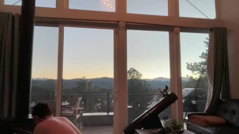 GIJO online show from March 9, 2026, 12:58 am