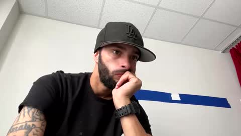 Snapshot of doingmek9 chatting on October 23, 2025, 1:21 pm doingmek9 online show from October 23, 2025, 1:21 pm