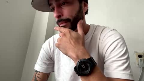 Snapshot of doingmek9 chatting on November 9, 2025, 12:47 pm doingmek9 online show from November 9, 2025, 12:47 pm