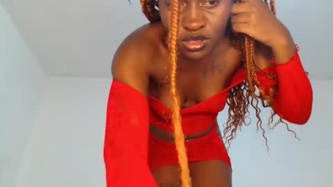 Dolce online show from December 2, 2025, 6:58 pm