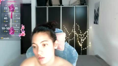 Snapshot of dolce_more chatting on June 13, 2026, 1:09 pm DOLCE XOXO online show from June 13, 2026, 1:09 pm