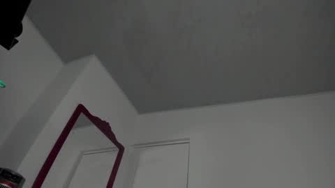 Ludika Santiago online show from January 23, 2025, 2:02 am