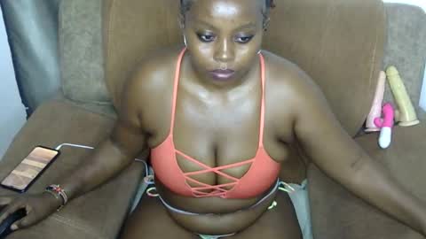 doll_9 online show from September 14, 2025, 11:42 am