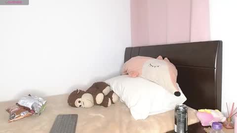 Auro and Santiago online show from December 14, 2024, 2:34 am