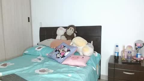 Auro and Santiago online show from February 5, 2025, 3:13 am