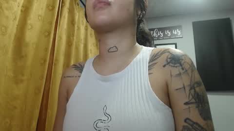 doll_and_thebrown online show from October 16, 2025, 12:44 am