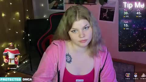 Chloe online show from January 7, 2025, 7:49 pm