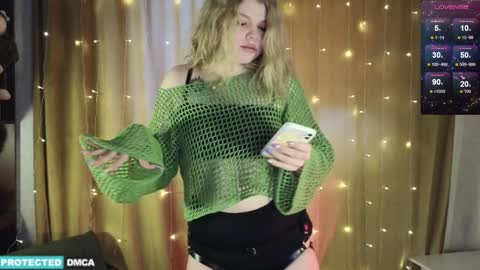 Chloe online show from January 16, 2025, 7:28 am