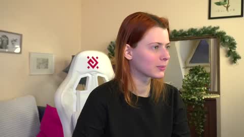 Your doll Lesli online show from January 26, 2025, 2:30 pm