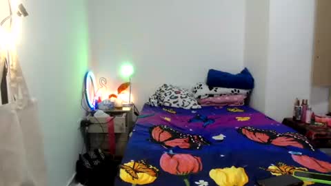 Snapshot of doll_sary chatting on June 24, 2026, 11:15 pm Catherine XXX online show from June 24, 2026, 11:15 pm
