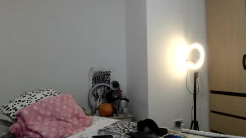 Snapshot of doll_sary chatting on July 21, 2026, 8:00 pm Catherine XXX online show from July 21, 2026, 8:00 pm