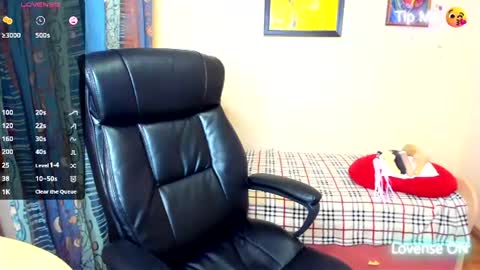 Snapshot of dollkatya chatting on July 27, 2026, 6:42 am Kate online show from July 27, 2026, 6:42 am