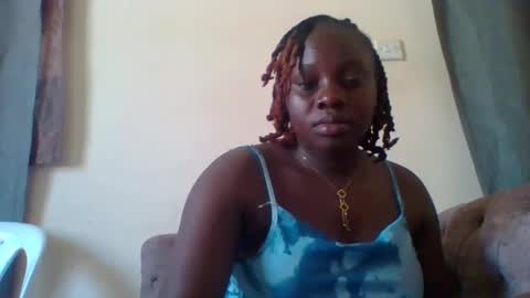 dollyvee online show from November 5, 2025, 10:59 am