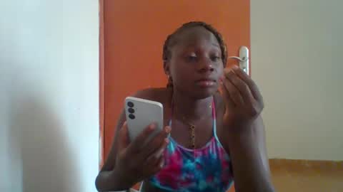 dollyvee online show from March 27, 2026, 11:10 am