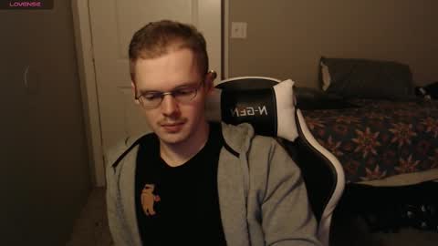 doloresman online show from February 26, 2025, 8:59 am