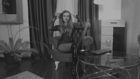 Dolores Sage online show from August 8, 2026, 10:01 pm