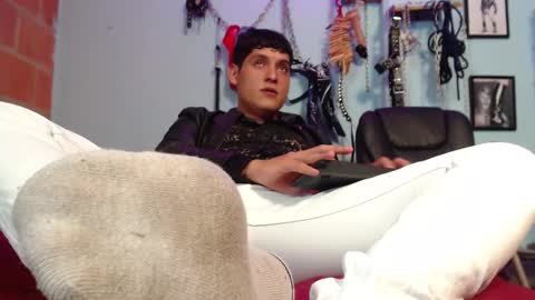 Diego Castell online show from November 25, 2025, 6:19 pm