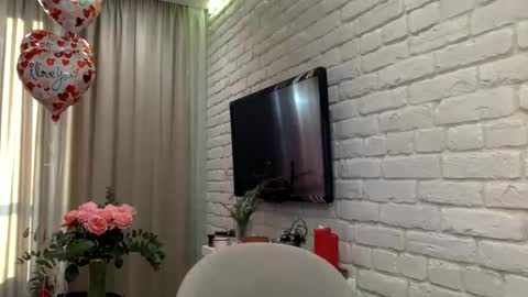 Snapshot of dom_mummy chatting on February 15, 2025, 1:38 pm DOM MUMMY online show from February 15, 2025, 1:38 pm