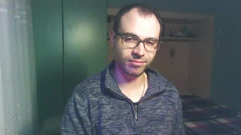 domco9 online show from April 23, 2026, 6:32 pm