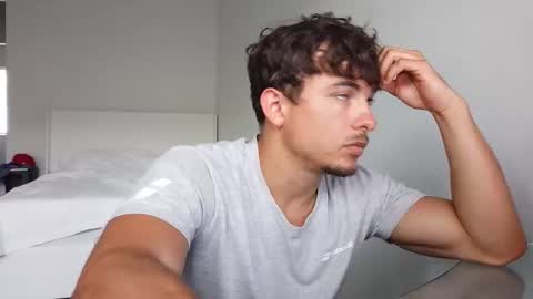 Dom online show from April 20, 2026, 9:49 pm