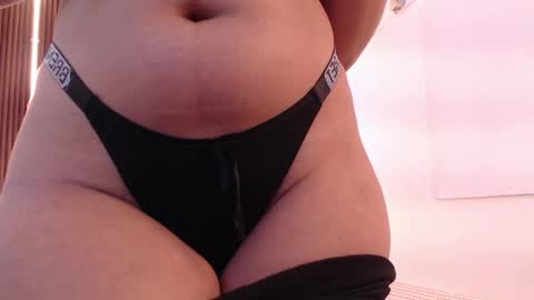 Snapshot of domenica_west chatting on April 25, 2026, 1:41 pm domenica online show from April 25, 2026, 1:41 pm