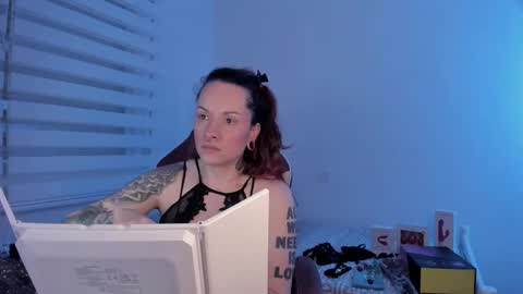 I WILL BE BACK ON WEDNESDAY DECEMBER 4 0100AM COLOMBIA TIME    online show from February 19, 2025, 6:11 am