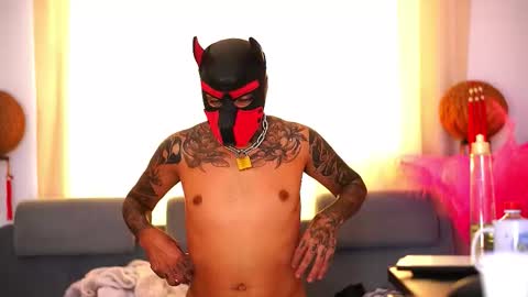 Snapshot of dominant_gay_xxx chatting on November 10, 2025, 4:39 pm jjhoy online show from November 10, 2025, 4:39 pm