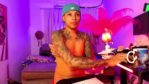 Snapshot of dominant_gay_xxx chatting on November 17, 2025, 7:58 am jjhoy online show from November 17, 2025, 7:58 am