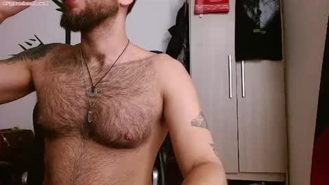 Logan - INDEPENDET MODEL online show from April 19, 2026, 7:16 pm