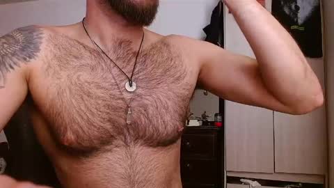 Logan - INDEPENDET MODEL online show from June 5, 2026, 6:52 am