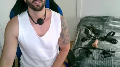 DominatedTitan online show from October 12, 2025, 9:30 am