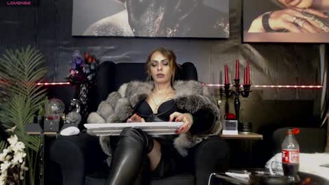 Dominatrix Eve online show from February 7, 2025, 9:26 am