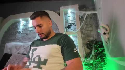 dominic de luca online show from October 21, 2025, 3:07 am