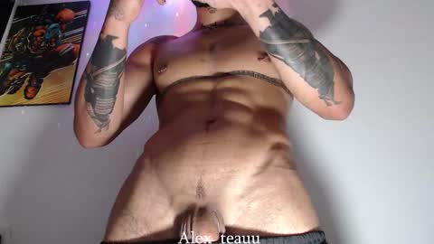 Snapshot of dominic_donnovan chatting on January 8, 2026, 9:17 pm DOMI online show from January 8, 2026, 9:17 pm