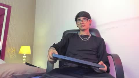 Dominic foox online show from February 19, 2026, 6:37 pm