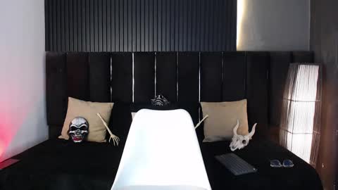 Dominic online show from October 10, 2025, 10:09 pm