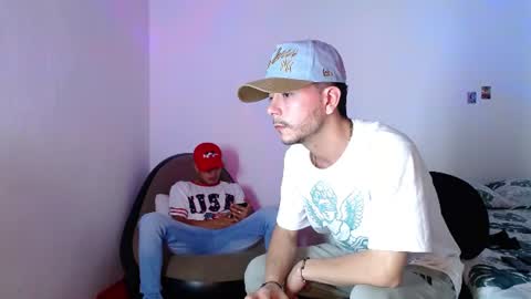 Snapshot of dominic_hanks chatting on July 1, 2026, 12:18 pm DOMINIC AND ANDREW online show from July 1, 2026, 12:18 pm