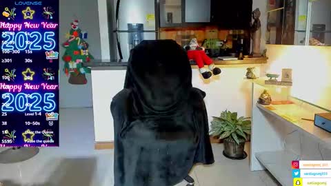 SANTI  independent model online show from December 3, 2025, 12:51 am