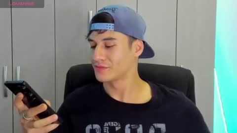 Snapshot of dominic_radccliffe chatting on July 15, 2026, 1:33 am Your real love online show from July 15, 2026, 1:33 am