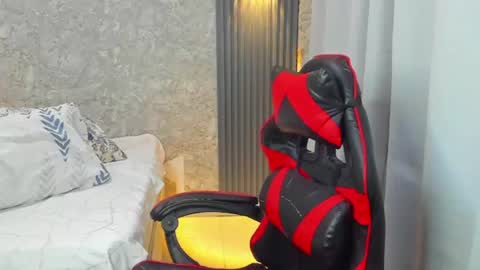 Snapshot of dominic_sg chatting on June 18, 2026, 12:09 pm dominic_sg online show from June 18, 2026, 12:09 pm