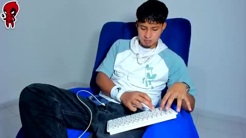  Dominic  online show from April 29, 2026, 1:32 am