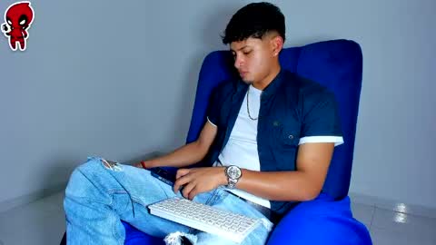 Snapshot of dominick_king chatting on May 16, 2026, 3:36 am Dominic online show from May 16, 2026, 3:36 am
