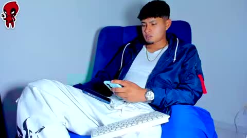 Snapshot of dominick_king chatting on July 1, 2026, 1:40 am Dominic online show from July 1, 2026, 1:40 am
