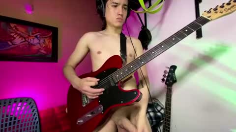 Dominick Wildd online show from August 9, 2026, 11:42 pm
