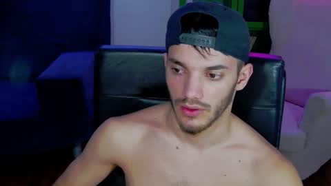 dominicvalente online show from November 2, 2025, 6:32 pm